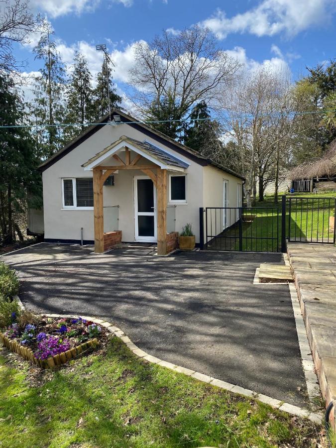 Chase Bungalow Billericay Exterior photo